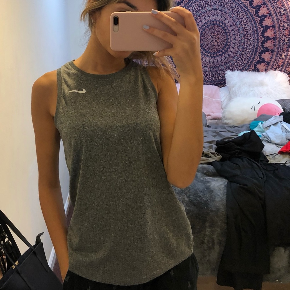 nike tank top